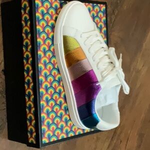 Brand new Kurt Geiger